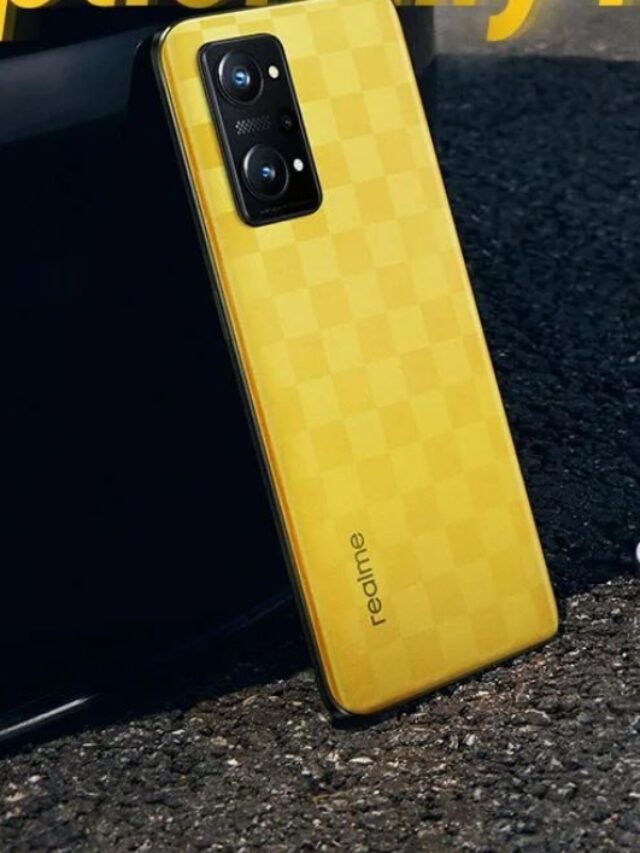 This yellow mobile has rocked the market, 80w charger, E4 AMOLED, see.