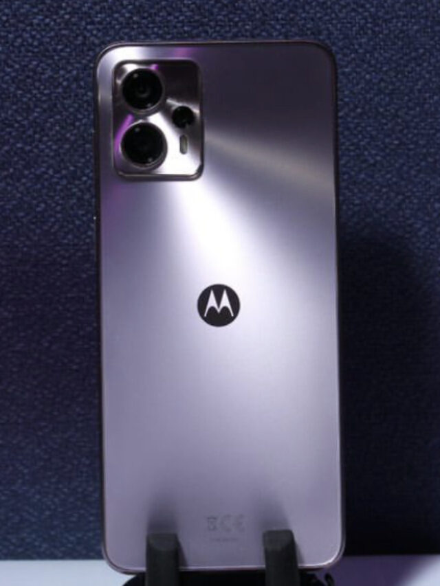 MOTOROLA chipest 5G smartphone price only 9000 with panda glass ….